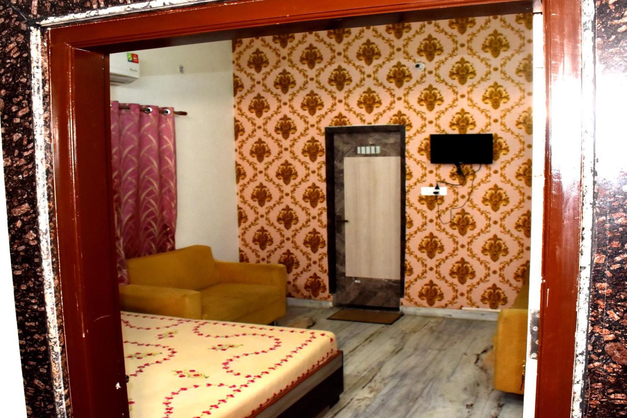 Ramaya Home Stay Βαρανάσι Εξωτερικό φωτογραφία