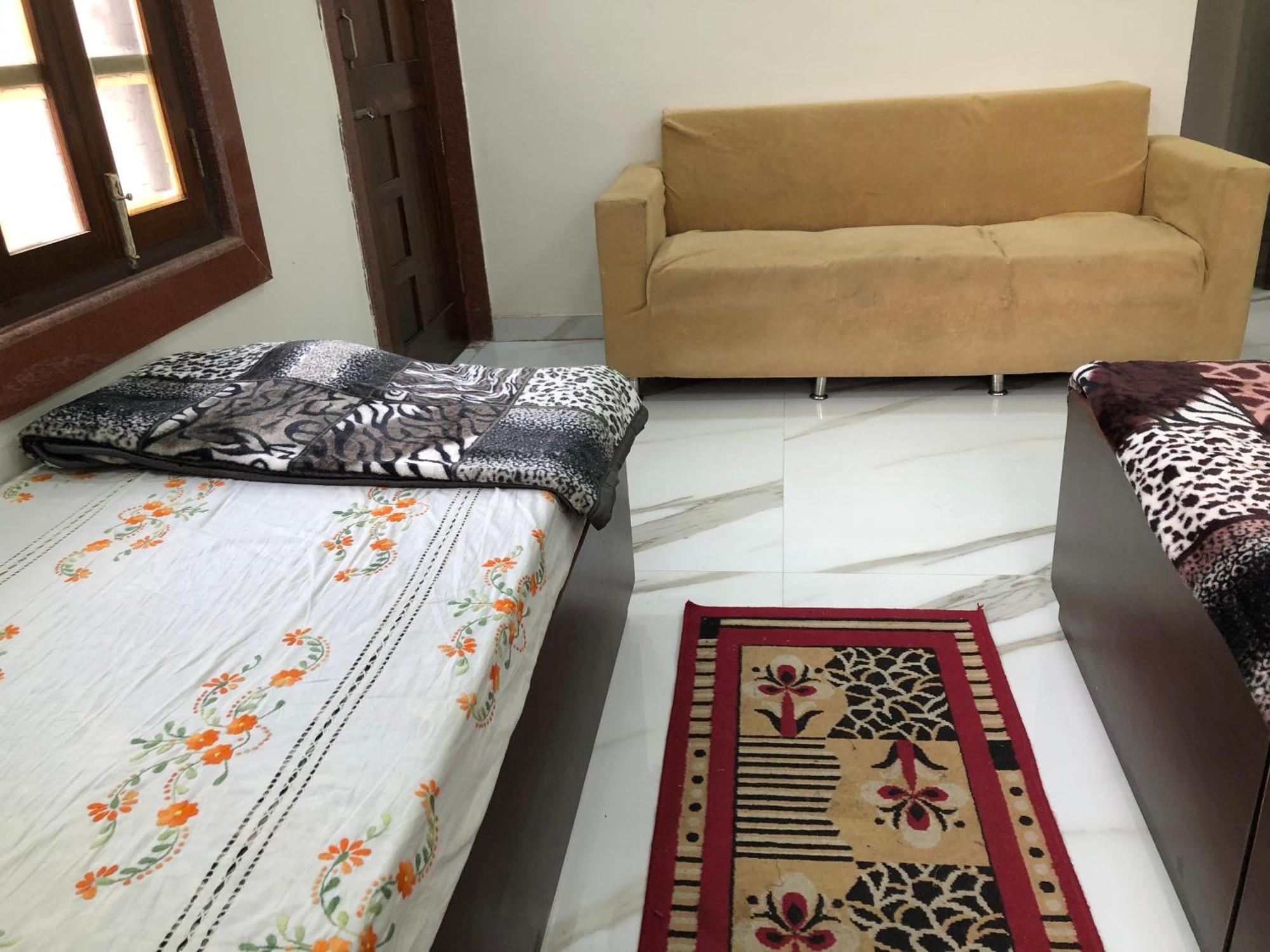 Ramaya Home Stay Βαρανάσι Εξωτερικό φωτογραφία